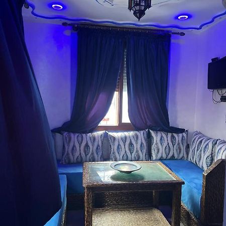 Casa Azure Apartment เชฟชาอูน ภายนอก รูปภาพ